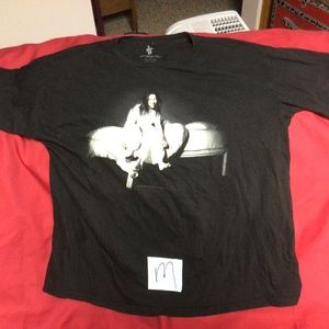 BILLIE EILISH tshirt